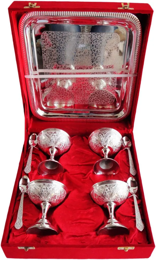 Decorative_Ice_Cream_4_pc_Set_With_Tray_-_3.5x3.5x3.5_inch_(B055)