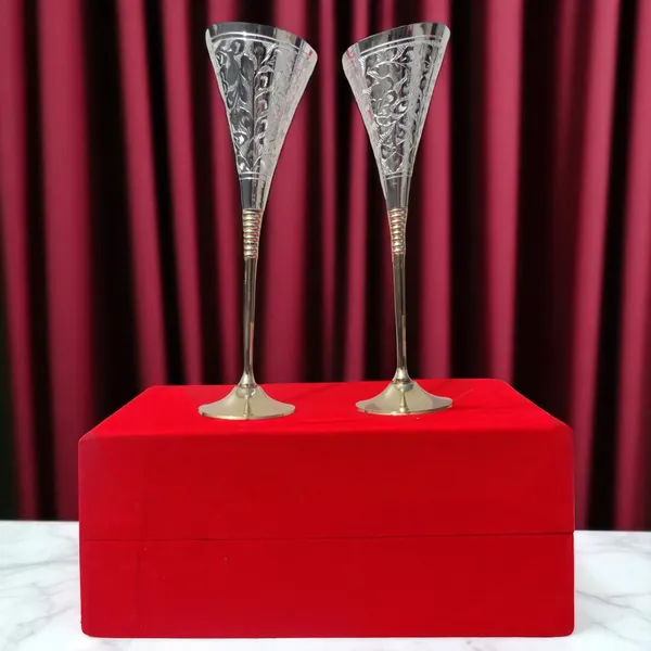 Goblet_2_pcs_horn_With_Silver_Finish_(B077)