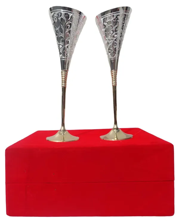 Goblet_2_pcs_horn_With_Silver_Finish_(B077)