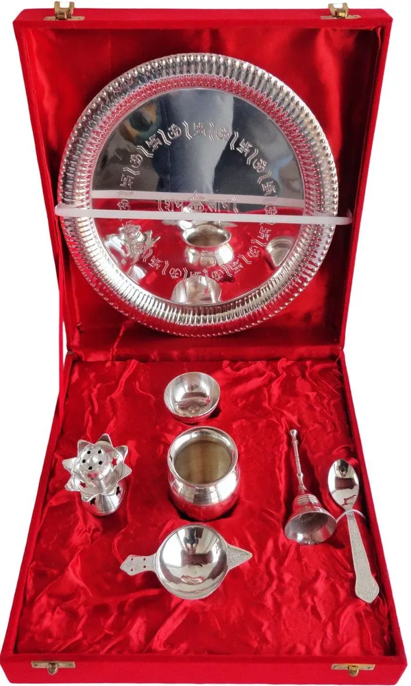 Brass_Puja_Thali_Set_With_Valvet_Box_-_11.5x11.5x3_inch_(B084)