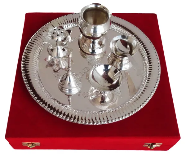 Brass_Puja_Thali_Set_With_Valvet_Box_-_11.5x11.5x3_inch_(B084)