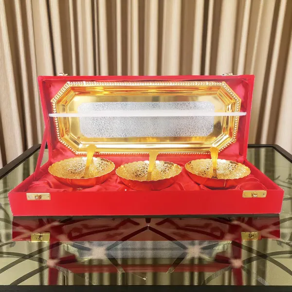 Decorative_Brass_3_Pcs._Decoratice_Bowl_Set_With_Velvet_Box_-_14x6x2.5_inch_(B285_C)