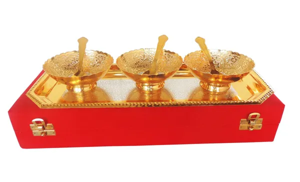 Decorative_Brass_3_Pcs._Decoratice_Bowl_Set_With_Velvet_Box_-_14x6x2.5_inch_(B285_C)