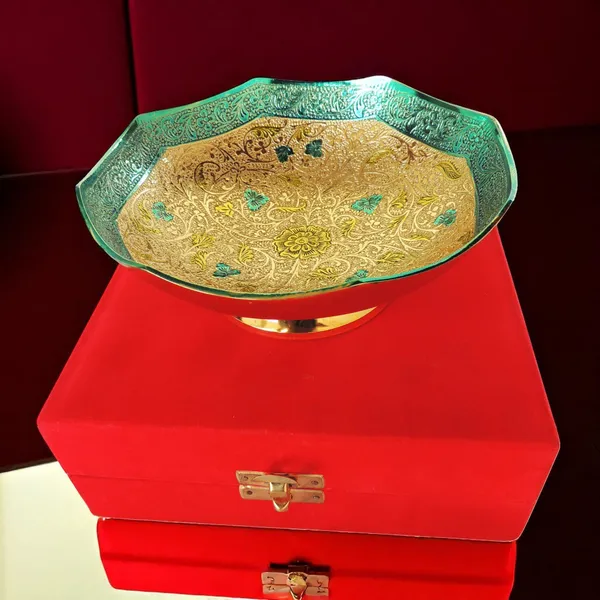 Brass_Decorative_Bowl_With_Velvet_Box_(B287_G)