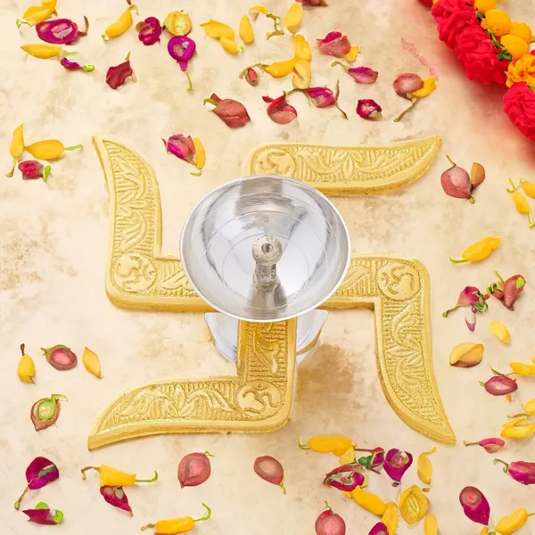 Brass_Table_Decor_Swastic_Deepak_4x4x2_Inch_(B299_E)