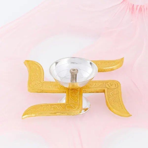 Brass_Table_Decor_Swastic_Deepak_4x4x2_Inch_(B299_E)