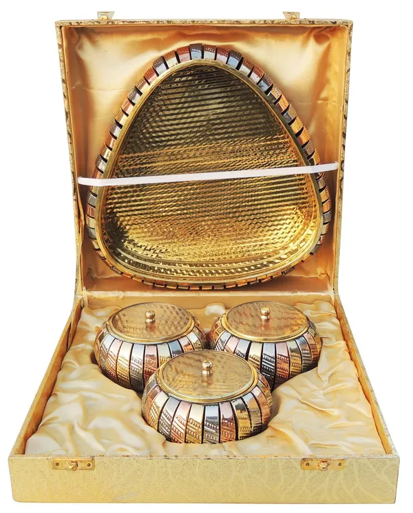 Decorative_Supari_Set_3_Bowl_With_Tray,_Packed_In_Velvet_Box_Diwali_Gifting_Item_(BC174_D)