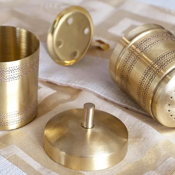 Brass_Coffee_Filter_-_2.6x2.6x6.5_Inch,_400_ML_(BC179_D)