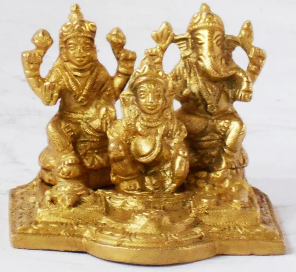 Brass_Showpiece_Gaensh_Laxmi_&_Kuber_Ji_Maharaj_God_Idol_Statue_-_3.5x3.5x2.8_inch_(BS1115_C)