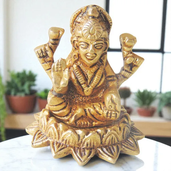 Brass_Showpiece_Laxmi_Ji_Statue_-_2x2x2_Inch_(BS1222_L)