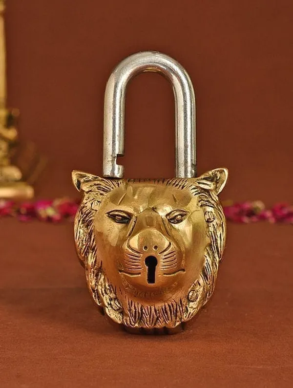Brass_Showpiece_&_Working_Lion_Face_Shape_Lock_-_3.5x2x5.5_Inch_(BS1486_D)