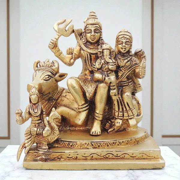 Brass_Showpiece_Shiv_Parivar_Idol_Statue_-_5.2x3.5x6_inch_(BS1525_E)