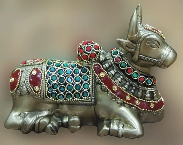 Brass_Showpiece_Nandi_God_Idol_Statue_-_7x3x5_Inch_(BS1565_A)