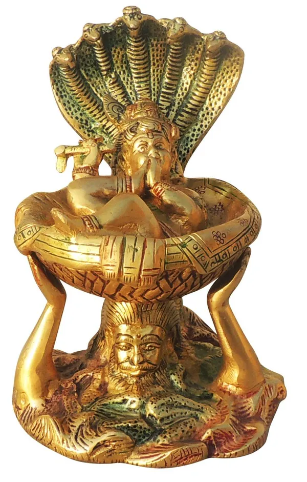 Brass_Vasudev_with_Krishna_Crossing_River_statue_Idol_-_5x4.5x6.2_Inch_(BS1576_C)