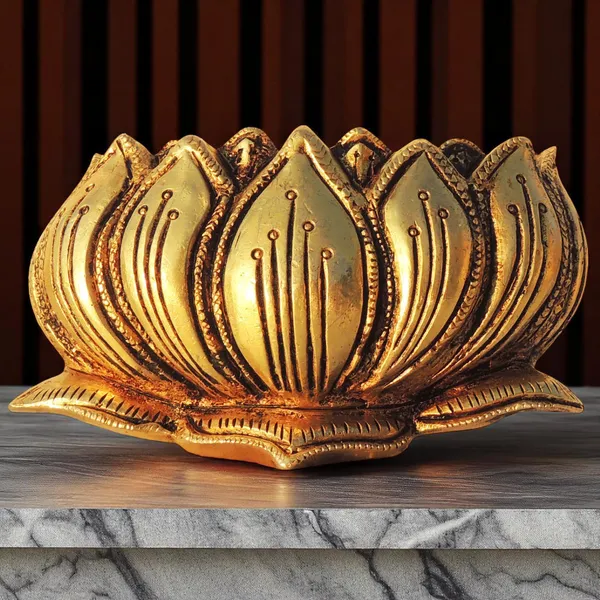 Brass_Showpiece_Wall_Hanging_Lotus_Flower_God_Idol_Statue_-_4x1.2x3_Inch_(BS1607_D)