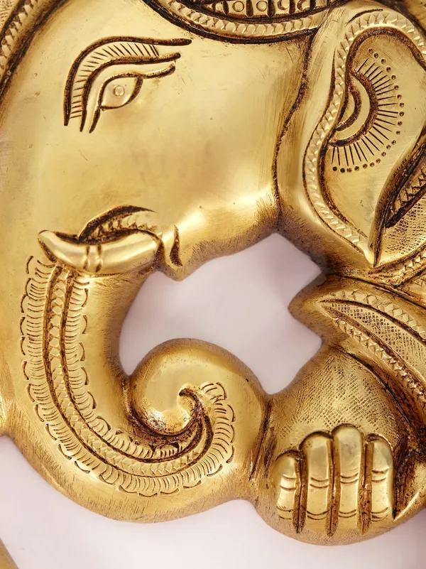 Brass_Showpiece_Om_With_Ganesh_Face_God_Idol_Statue_-_8x1x8.2_Inch_(BS1609_C)