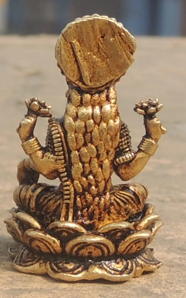 Brass_Showpiece_Laxmi_Ji_God_Idol_Statue_-_0.6x0.6x1.1_Inch_(BS1686_L)