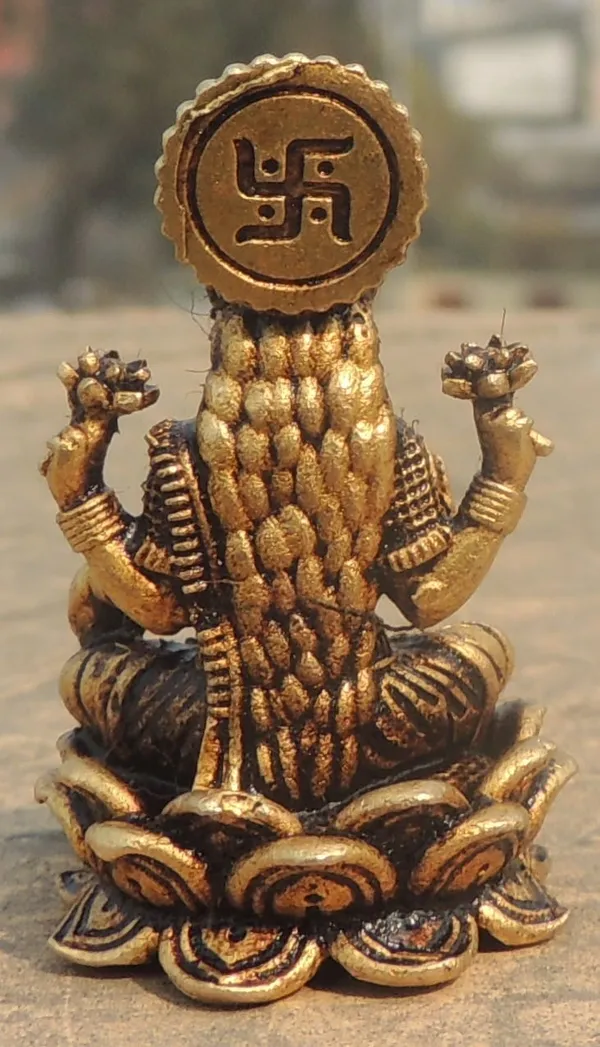 Brass_Showpiece_Laxmi_Ji_God_Idol_Statue_-_1.2x1.2x1.6_Inch_(BS1688_L)