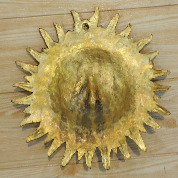Brass_Wall_Hanging_Showpiece_Sun,_Suraj_Statue_-_9.5x1.5x10_Inch_(BS1843_F)