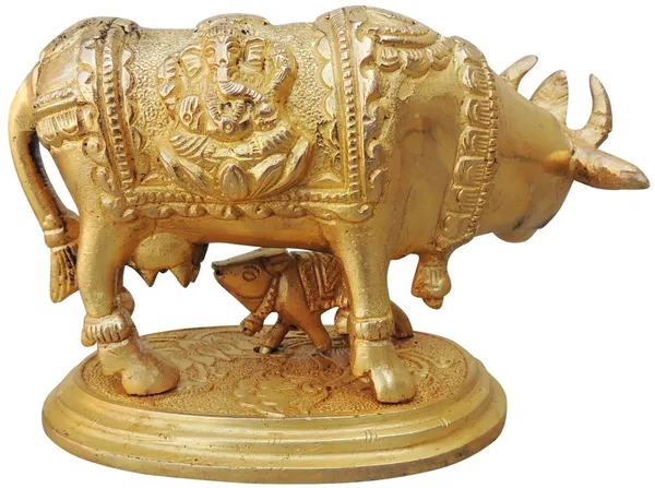 Brass_Showpiece_Cow_with_Base_Statue_-_5x2.8x3_inch_(BS889_A)