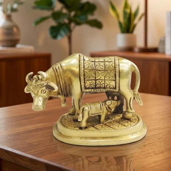 Brass_Showpiece_Cow_&_Calf_Statue_-_4x2.2x3_Inch_(BS889_W)