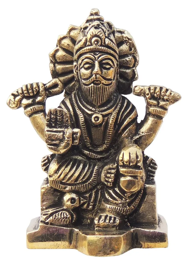 Brass_Showpiece_Vishwakarma_Ji_God_Idol_Statue_-_2x1.5x3_Inch_(BS957_D_)