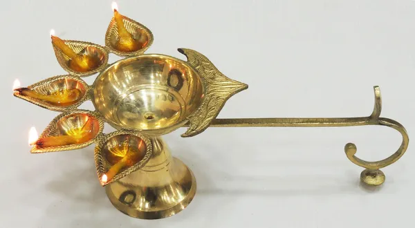 Brass_Table_Decor_Oil_Lamp_Deep_Jyoti_-_11.6x7x4.1_inch_(F317_H)