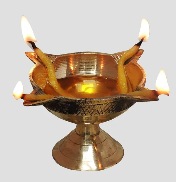 Brass_Table_Decor_Oil_Lamp_Deepak_4_Wicks_-_2.3x2.3x1.7_inch_(F633_C)_-_Pack_of_2