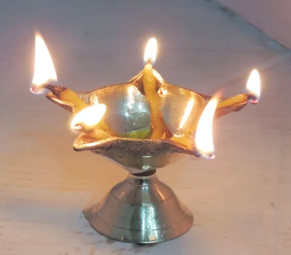 Panch_Mukhi_Deepak_No._2_-_3.4x3.4x2.4_inch_(F663_E)_-_Pack_of_2