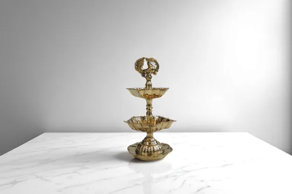 Brass_Table_Decor_2_Step_Murga_Deepak_-_3x3x7_Inch_(F782_B)