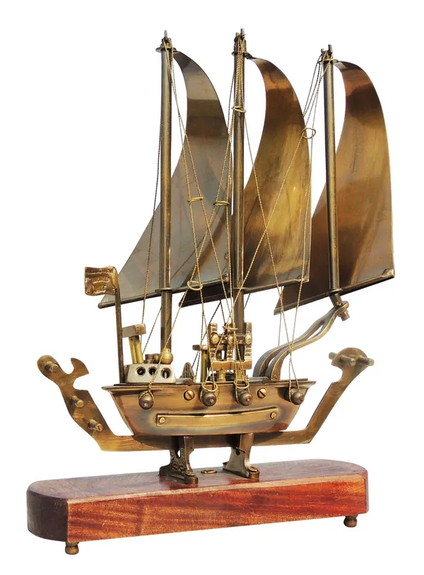 Brass_Table_Decor_Showpiece_Ship_With_Wooden_Base_-_8x2.8x12_inch_(MR172_A)