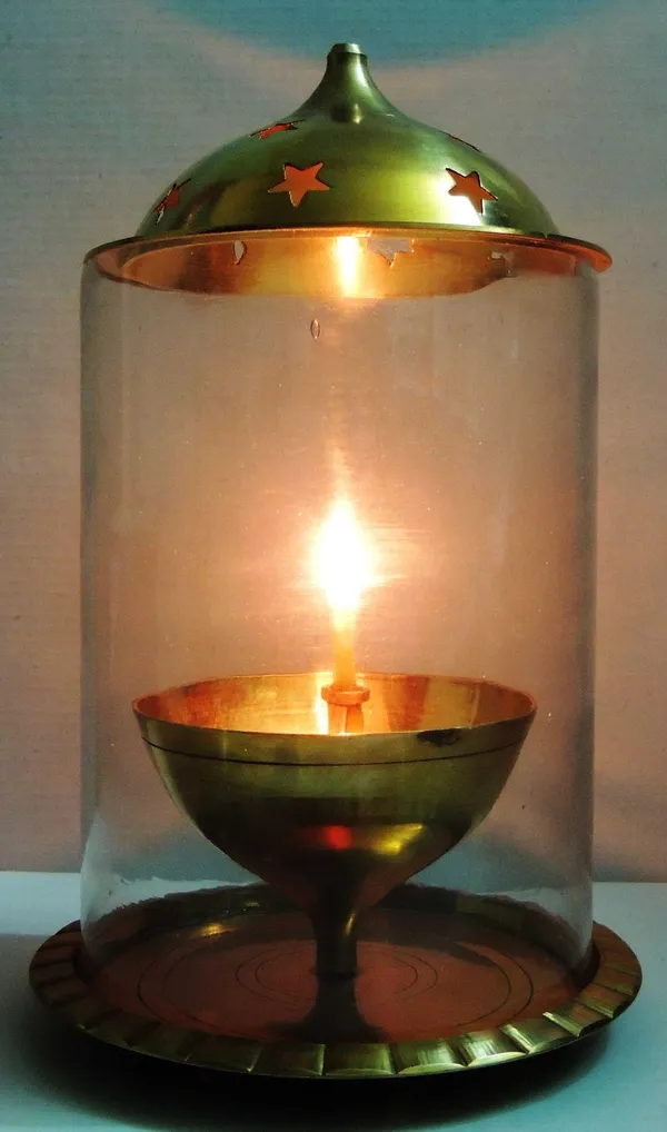 Brass_Table_Decor_Oil_Lamp_Deepak_With_Chimney_-_6.3x6.3x9.5_inch_(Z014/10)