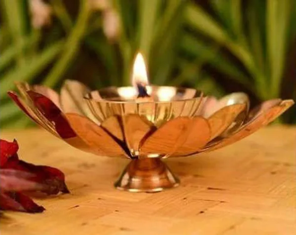 Deepak_Copper_Brass_-_5.5x5.5x2_inch_(Z124_D)