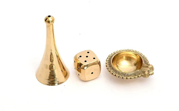 Brass_Pooja_Thali-_9.5x9.5x0.5_inch_(Z134_A)