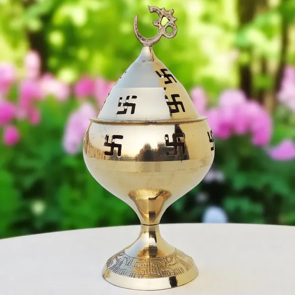 Brass_Table_Decor_Oil_Lamp_Om_Pakija_Deepak_-_2.5x2.5x4.5_inch_(Z164_F)