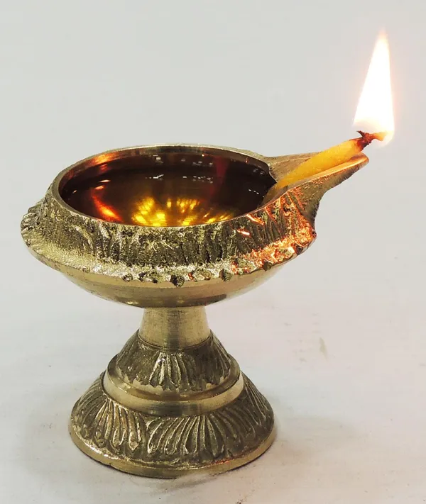Stand_Kuber_Deepak_No._1_-_2.5x2.1x1.9_inch_(Z194_C)_-_Pack_of_2