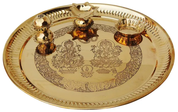 Brass_Decorative_Pooja_Thali_Set_-_11.7x11.7x1.8_Inch_(Z206_D)