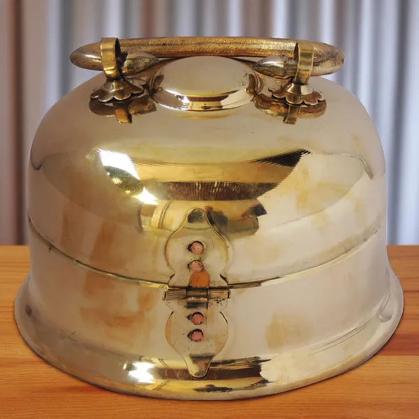 Brass_Pan_Dan-_7x7x6_inch_(Z265_C)