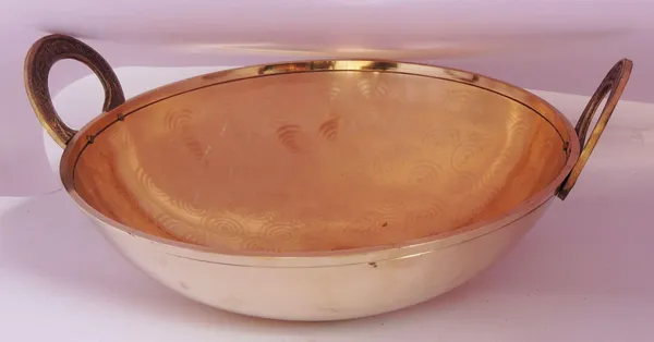 Brass_Kadai_2.25_Liter_-_13.6x11.7x6_inch_(Z270_D)