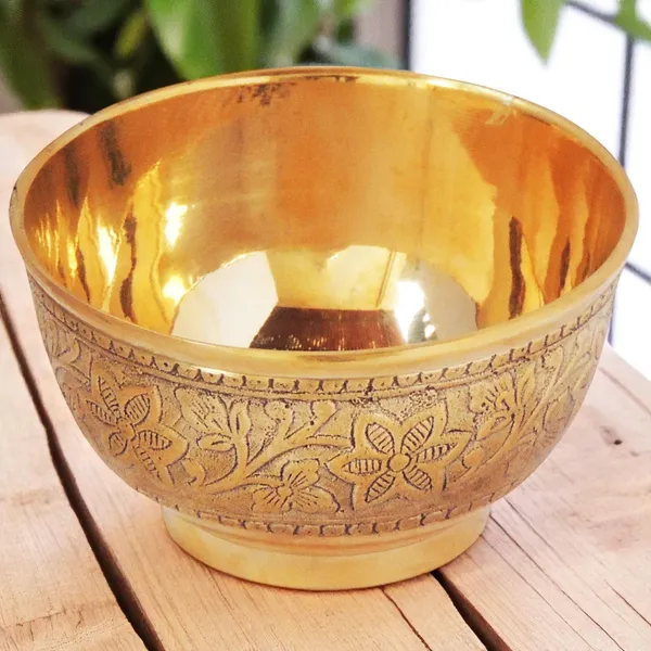Brass_Bowl_Katori_Embose_Design_-_4x4x2.2_inch_(Z276_A)