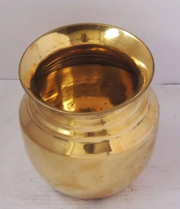Brass_Handi_Lota_No._5_-_3.5x3.5x3.8_inch_(Z284_D)_390_ML