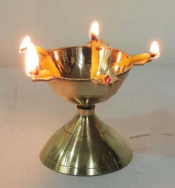 Panchmukhi_Deepak_No._3_-_2.9x2.9x2.4_inch_(Z292_E)_-_Pack_of_2