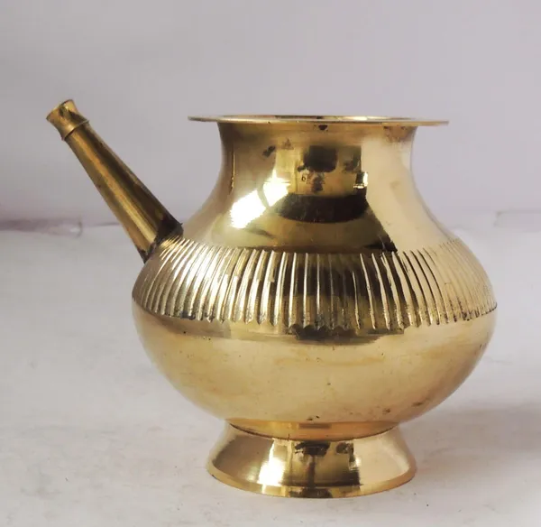 Karwa_Salai_22_-_7x6x5.6_inch,_800_ML_(Z311_L)