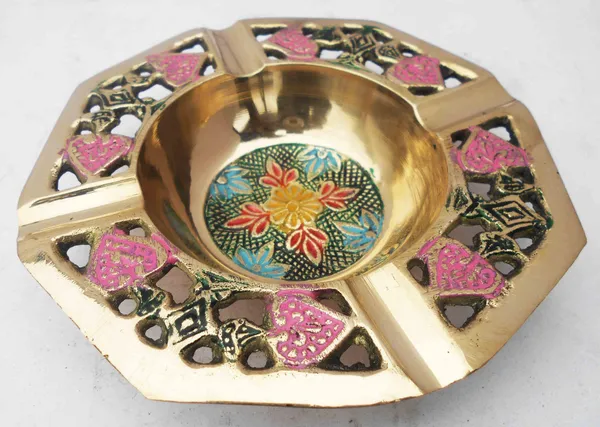 Brass_Ashtray,_Ash_Tray_-_5x5x1_inch_(Z382_B)