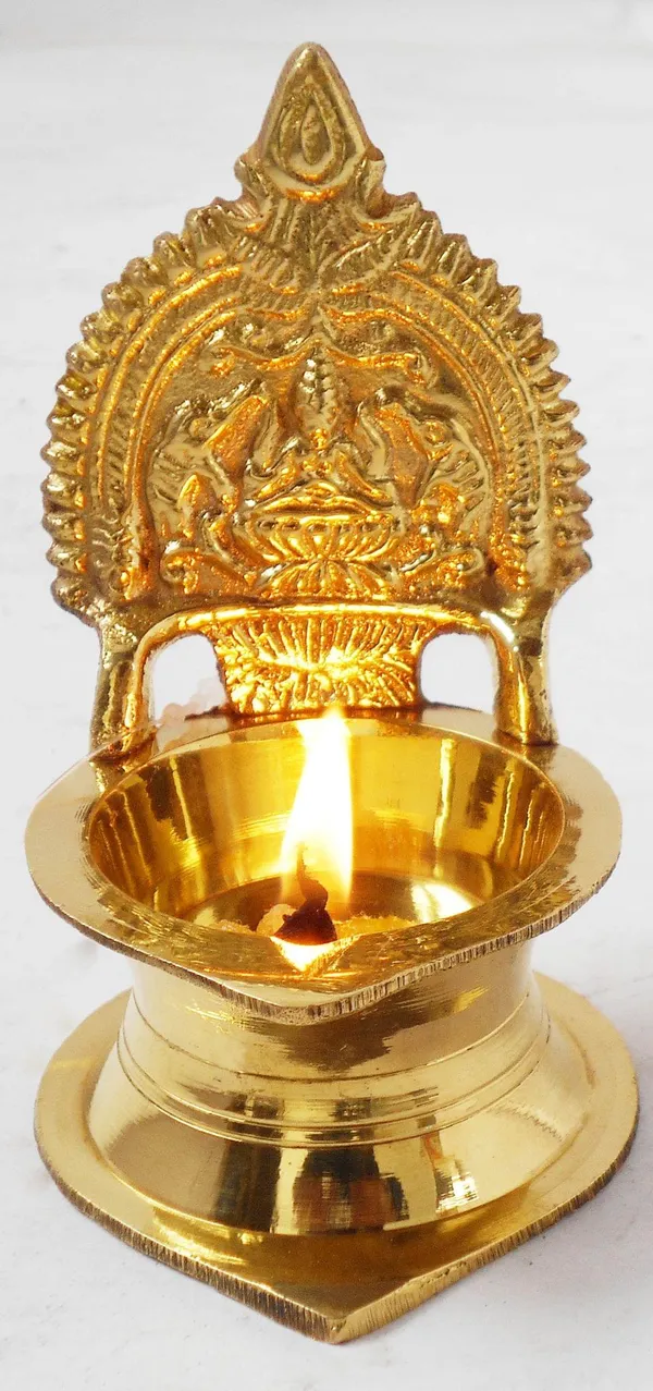 Kamakshi_Deepak_No._12_-_2.2x2.2x3.9_inch_(Z392_D)