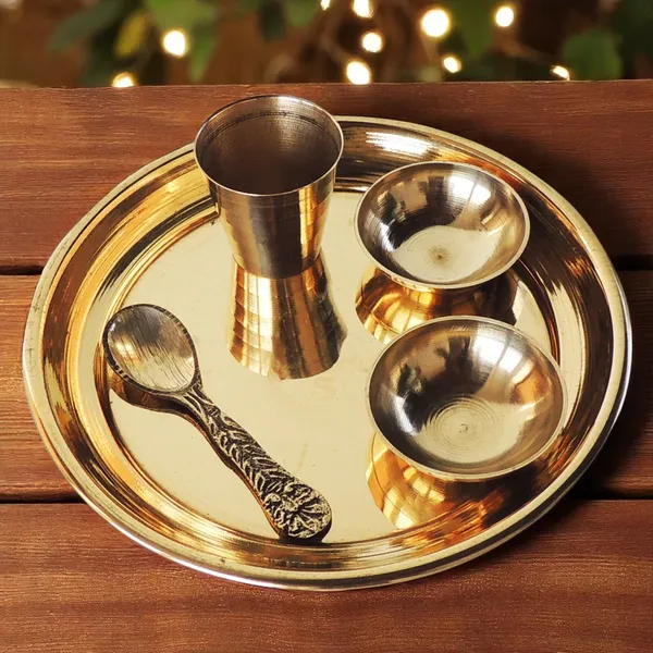 Brass_Laddu_Gopal_Thali_Set_-_4.5x4.5x1.1_inch_(Z461_D)_-_Pack_of_2