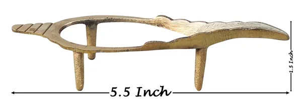 Brass_Konch,_Shankh_Stand_-_5.5x2.2x1.5_Inch_(Z555_G)_-_Pack_of_2