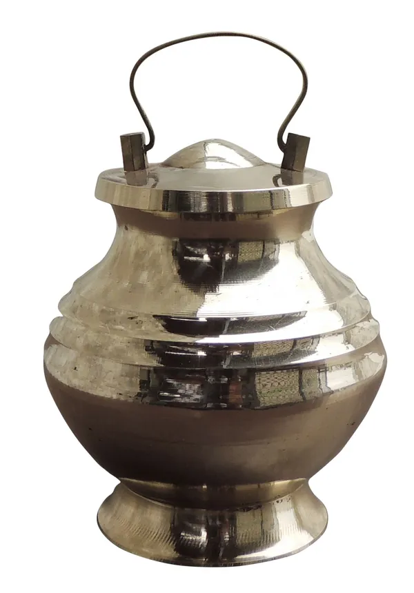 Brass_Showpiec_Gangajali_No._4,_900_ML_-_5.5x5.5x6.2_Inch_(Z613_G)