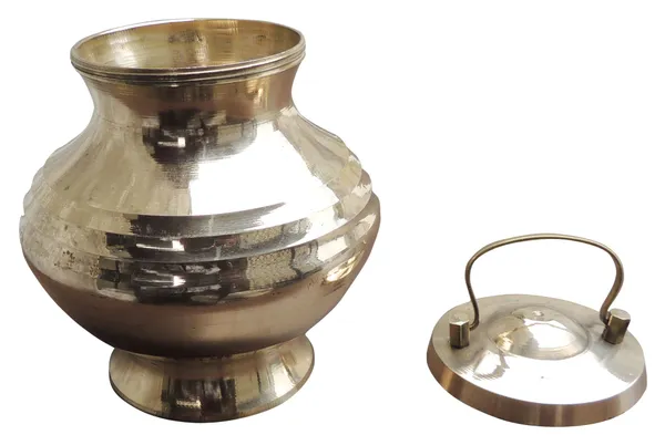 Brass_Showpiec_Gangajali_No._5.5_,_500_ML_-_4.2x4.2x5_Inch_(Z613_K)