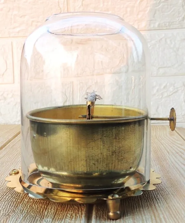 Brass_Table_Decor_Adjustale_Wick_Oil_Lamp_Deepak_-_4.6x4.6x4_Inch,_150_ML_Inch_(Z617_D)